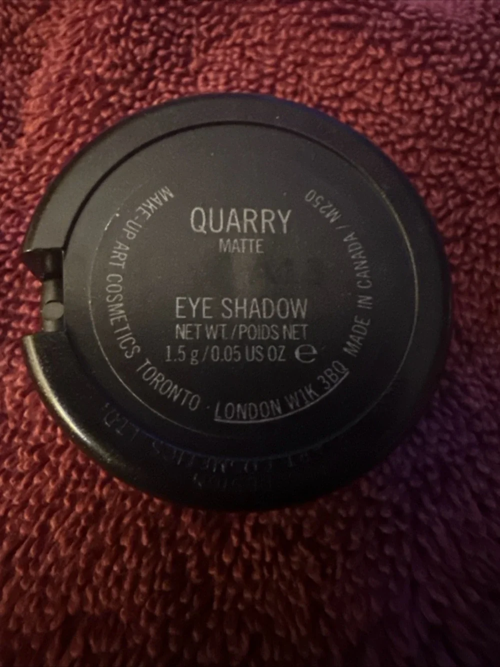 From the vault “priceless” in one word MAC Cosmetics Quarry Matte Eyeshadow - - Picture 3 of 4